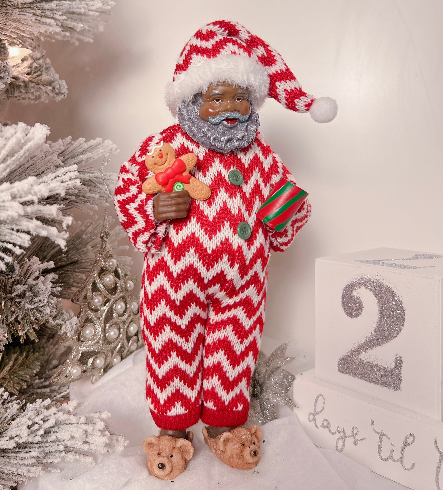 10.5" Cozy Santa Claus Figurine